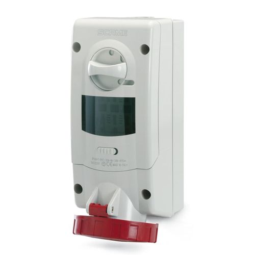 Base C/Bloqueo Ip67 3P+N+T 16A