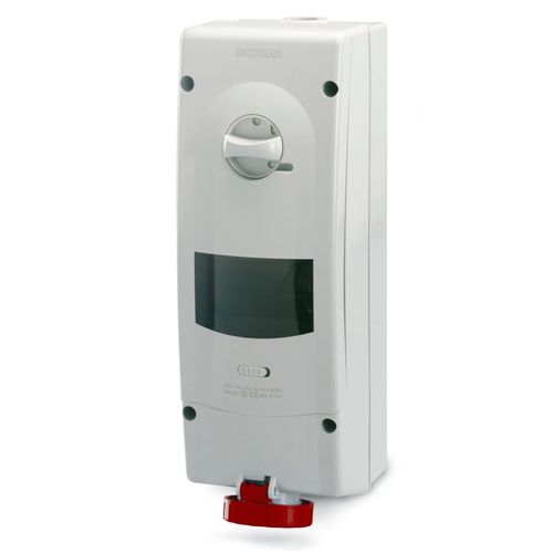 Base C/Bloqueo Ip67 3P+T 32A